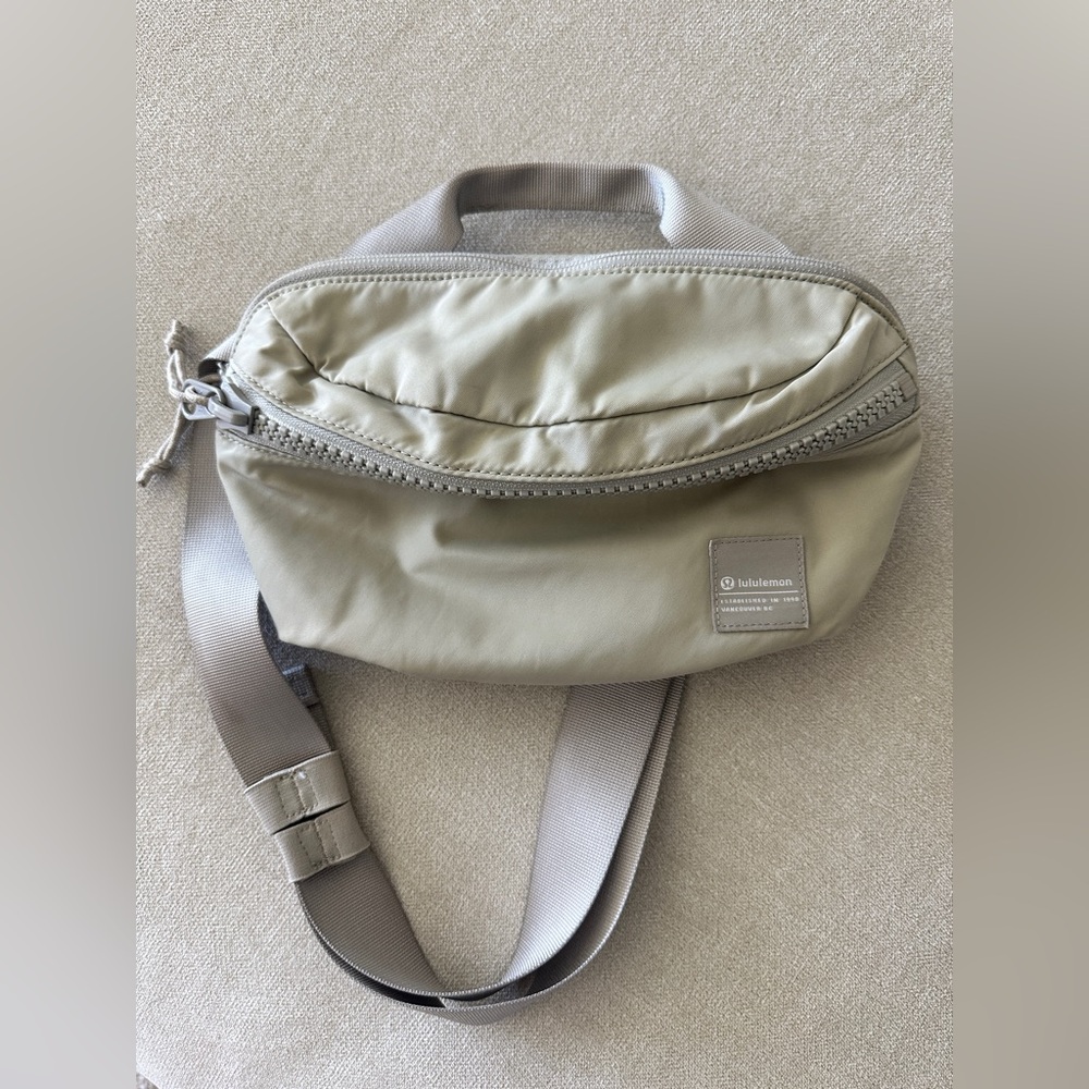 Lululemon Beige Belt Bag